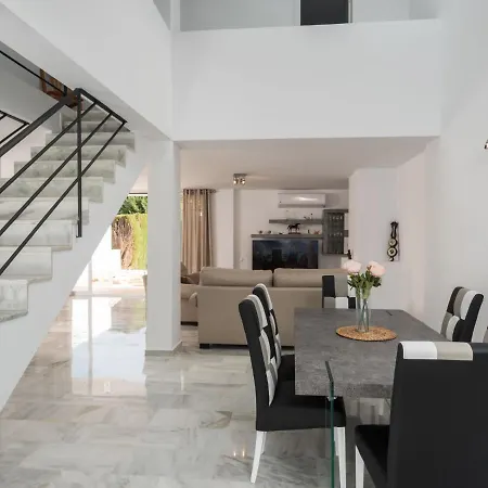 La Palmera By Interhome Estepona